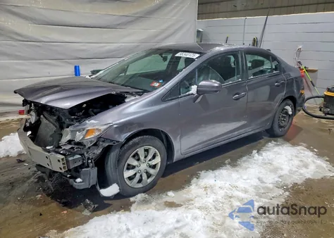 2015 Honda Civic Lx z USA, uszkodzony, nr VIN 19XFB2F52FE200221